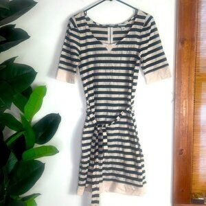 NWT Banana Republic Cotton 3/4 Sleeve Dress Size Medium‎